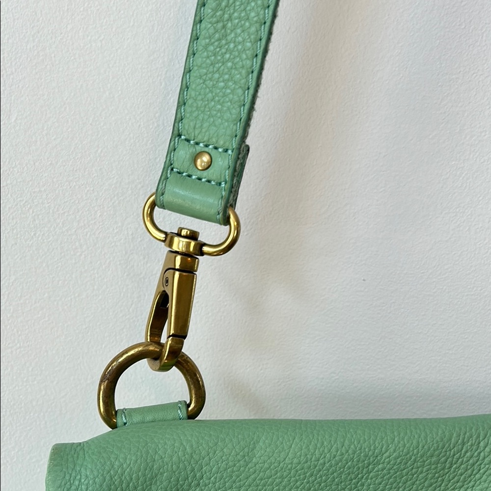 Fossil Green Leather Fold-over Shoulder Bag - Picture 3 of 11